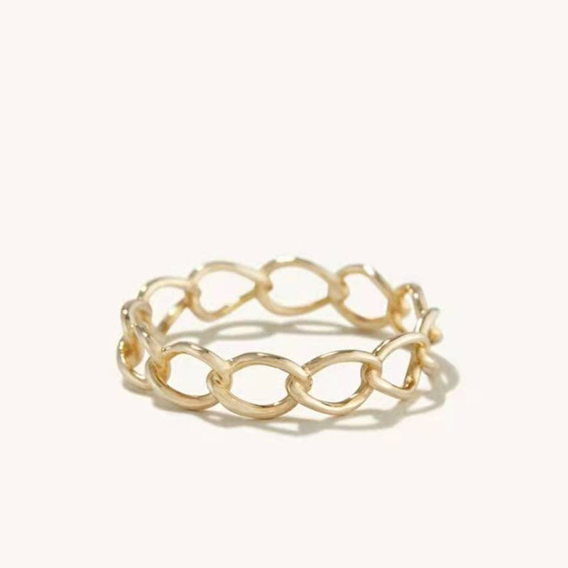 Kiss+United Women's Style Designer Golden Chain Ring