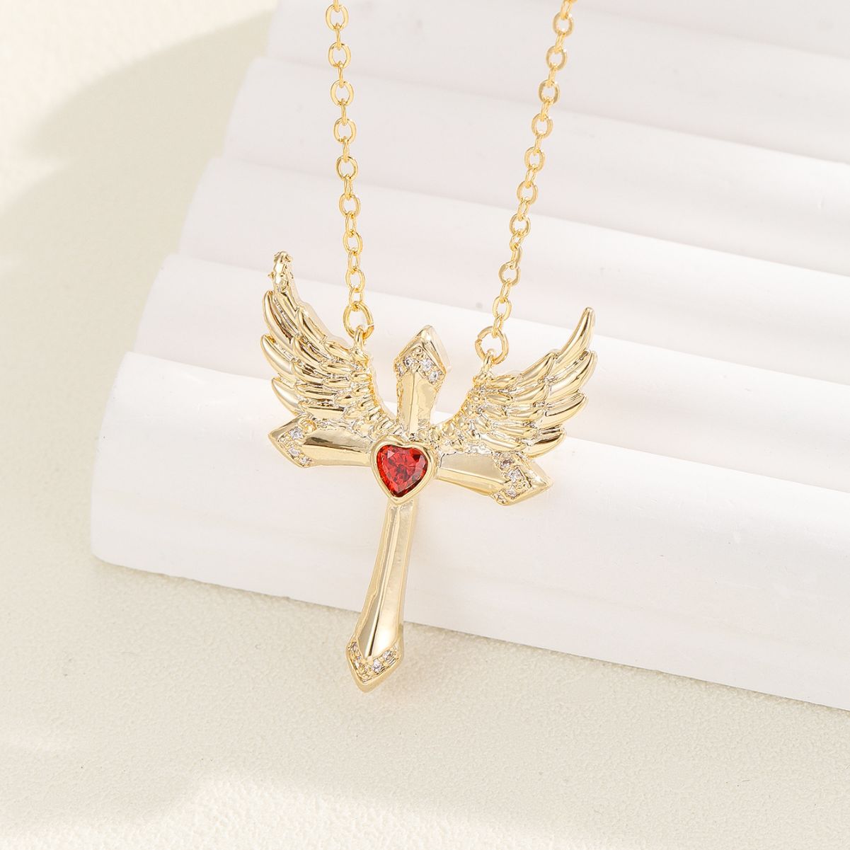 Kiss+United Romantic Angel Wings Ornament Cupid Necklace