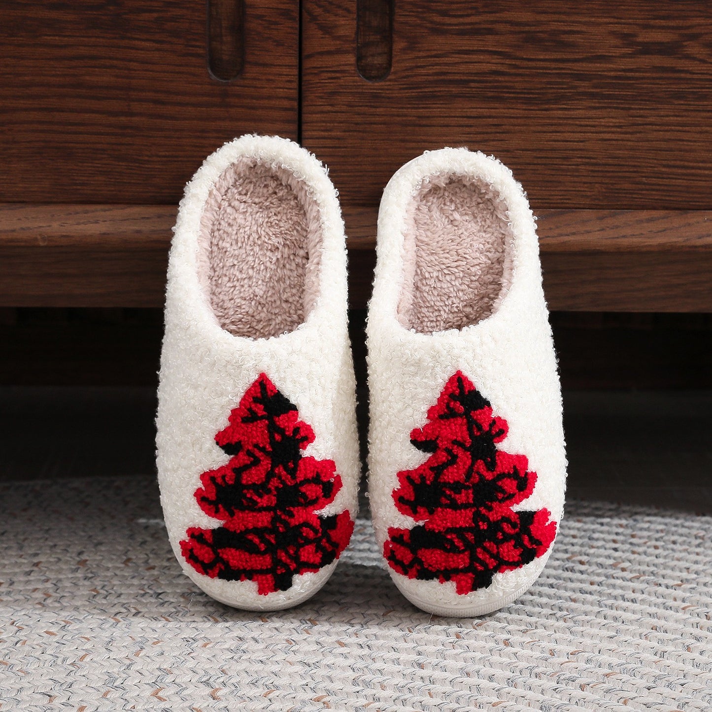 Kiss+United Red Christmas Cotton Slippers